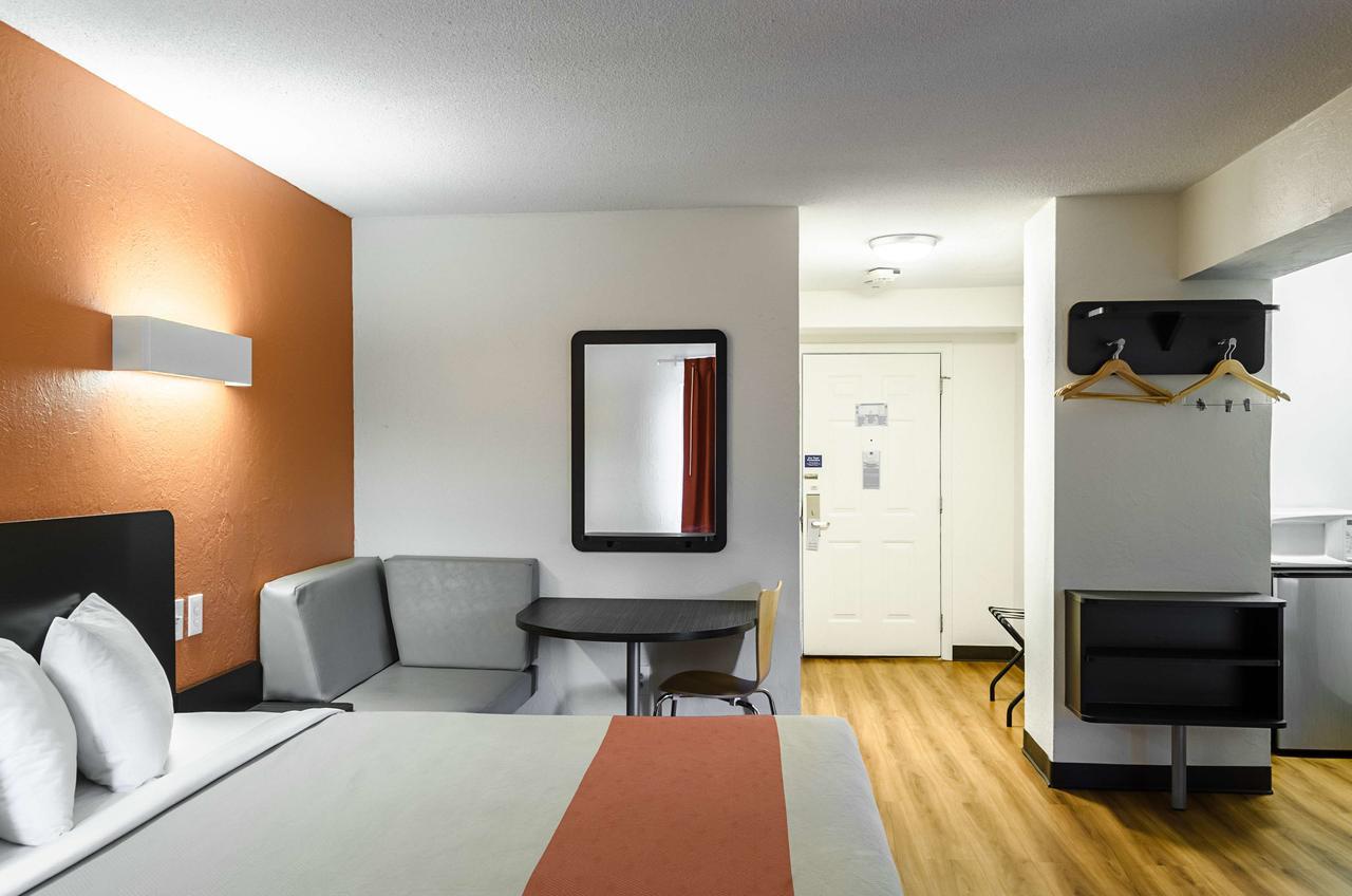 Motel 6-Westborough, Ma Northborough Eksteriør bilde